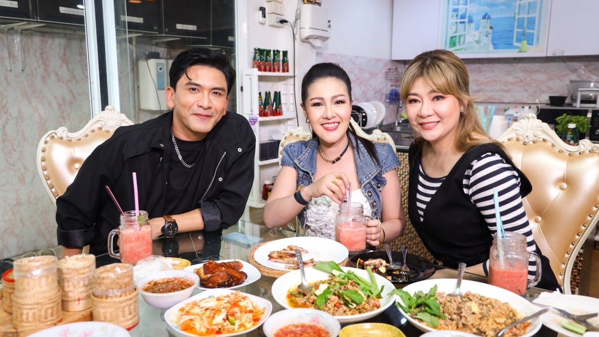 "ตีท้ายครัว" "หญิงลี" มูยังไงให้คาเฟอีนฟีเวอร์