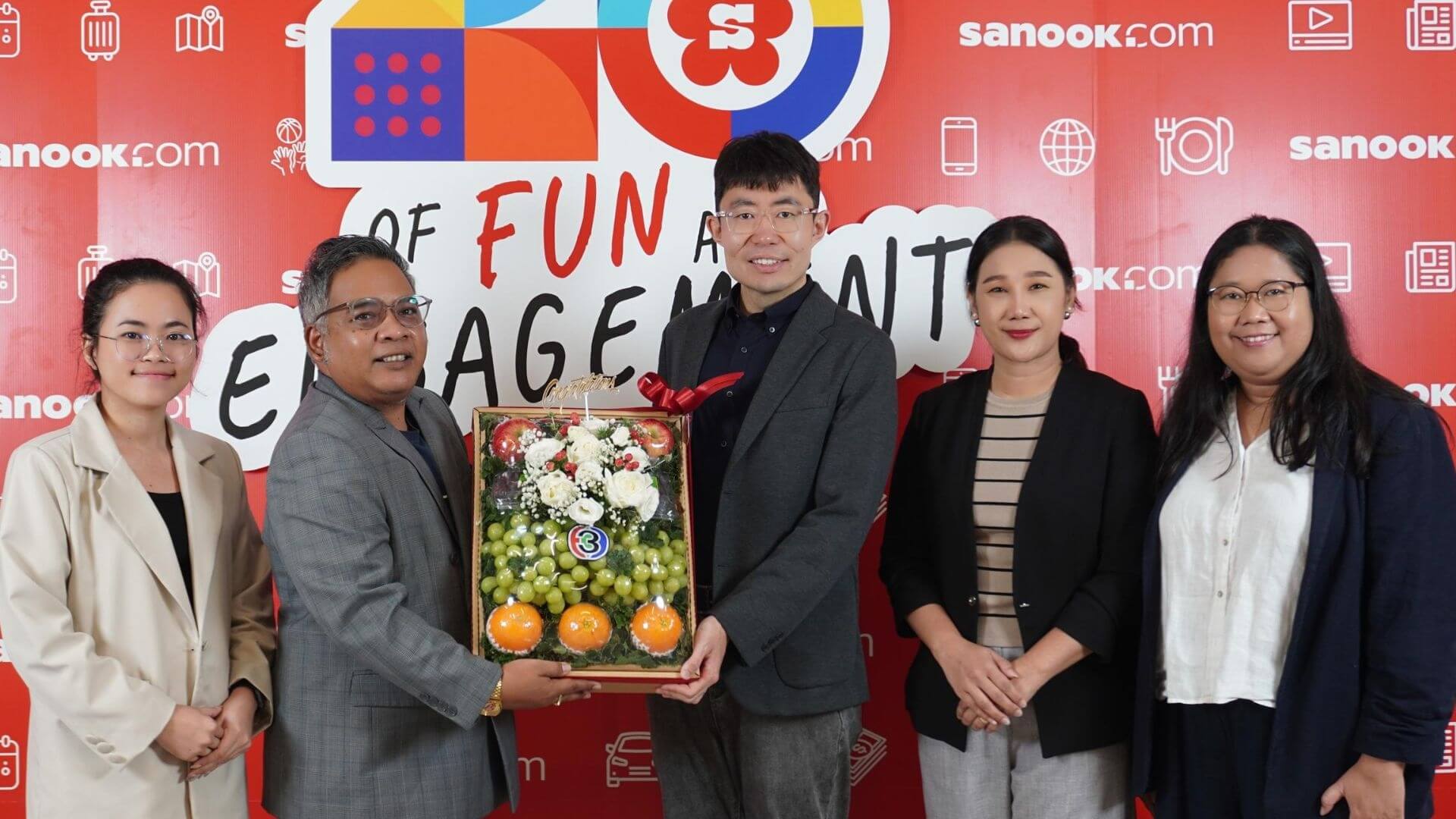 ช่อง 3 ร่วมแสดงความยินดีสื่อ Sanook.com ในโอกาสครบรอบ 26 ปี