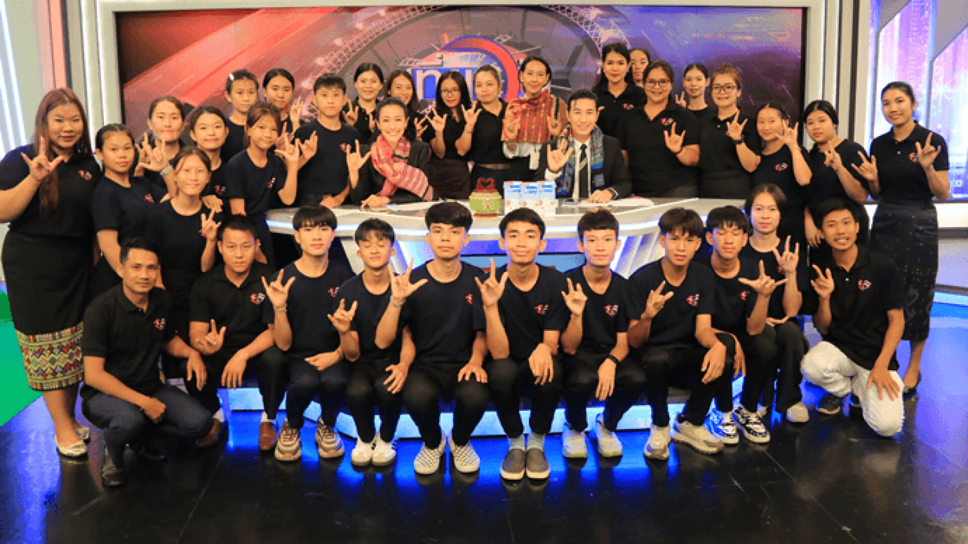 สำนักข่าวช่อง 3 เปิดโลกการเรียนรู้ด้านสื่อสารมวลชน ต้อนรับคณะครูและเยาวชนผู้พิการทางการได้ยินจาก สปป.ลาว